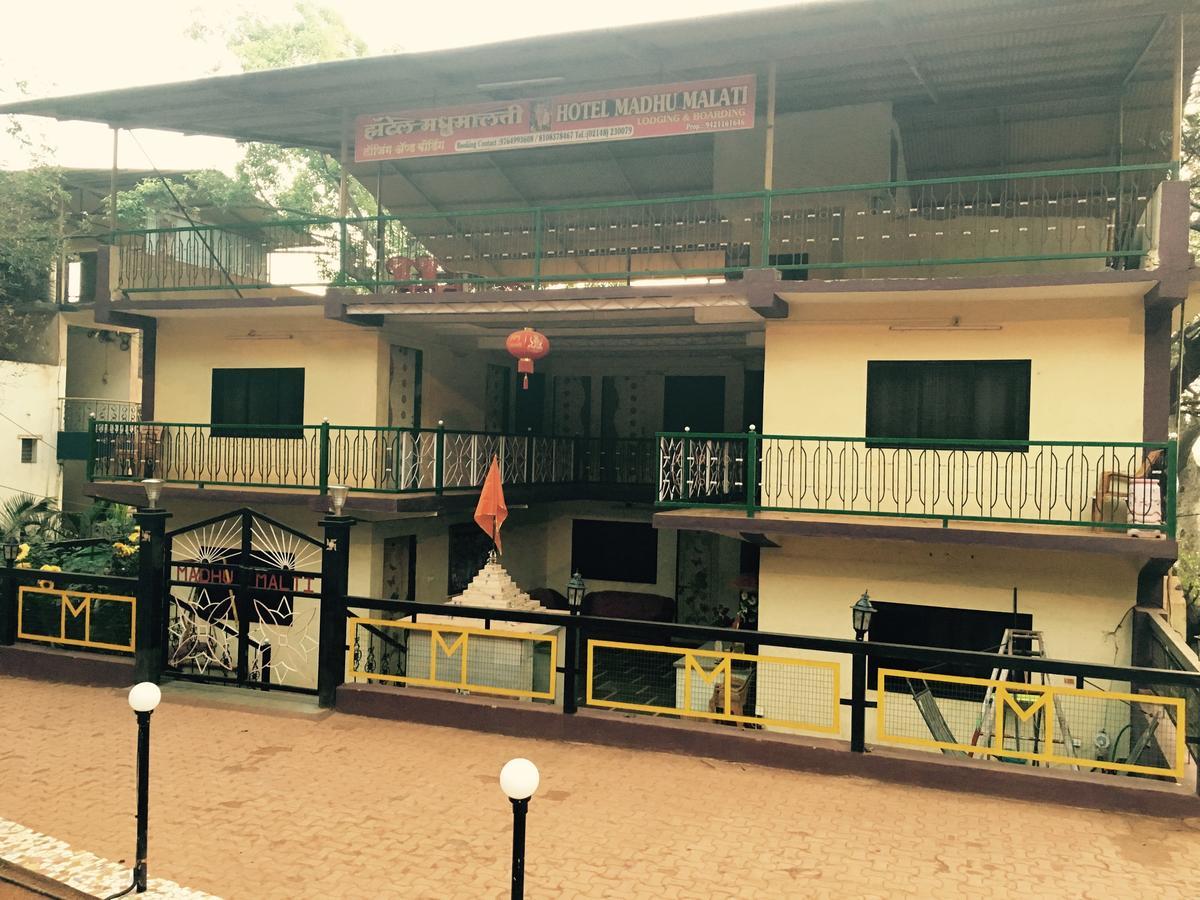 Hotel Madhumalti Matheran Exterior photo